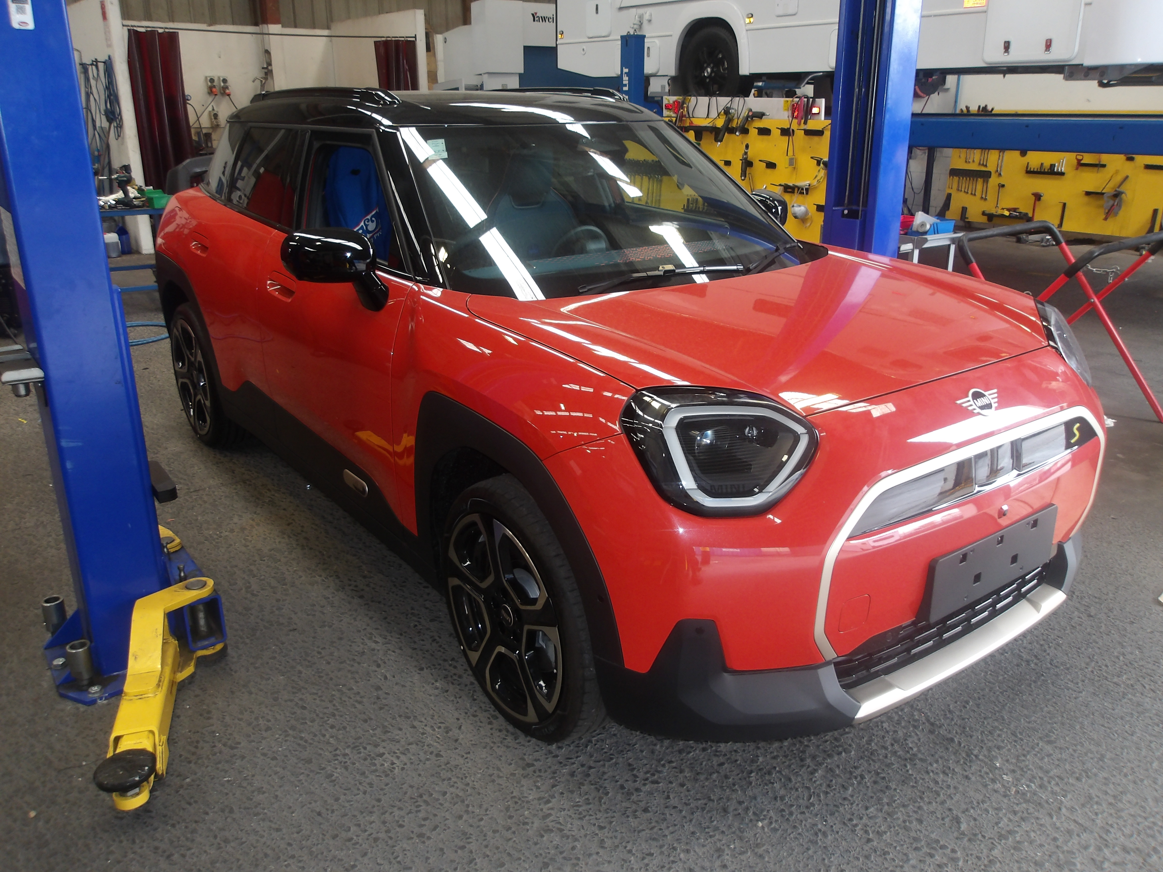 MINI ACEMAN STATIONWAGON 2025-CURRENT